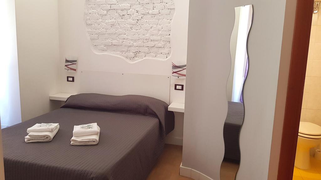 Oasi Pensión 3*